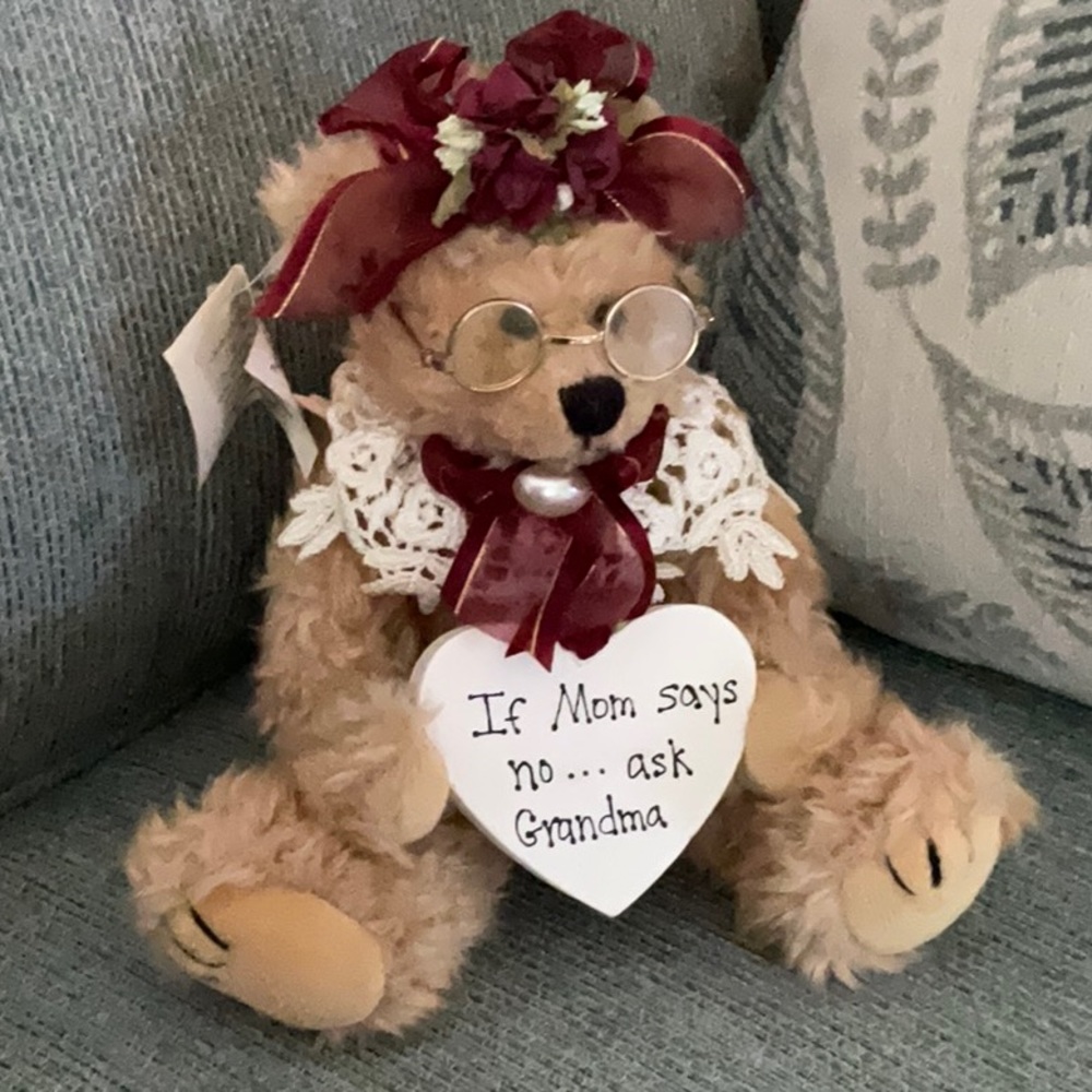 Vintage 2003 The Beary Elegant Collection Bear